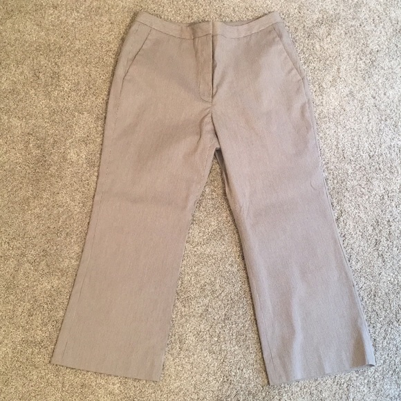 Ann Klein grey striped suit with crop flare pants. Stretch. Size 10. - Picture 12 of 14